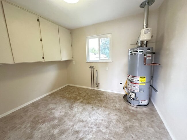 Photo - 3 bed/1.5 ba house - Yuba City