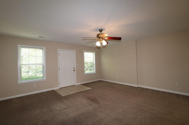 Photo - 403 John Sutherland Dr