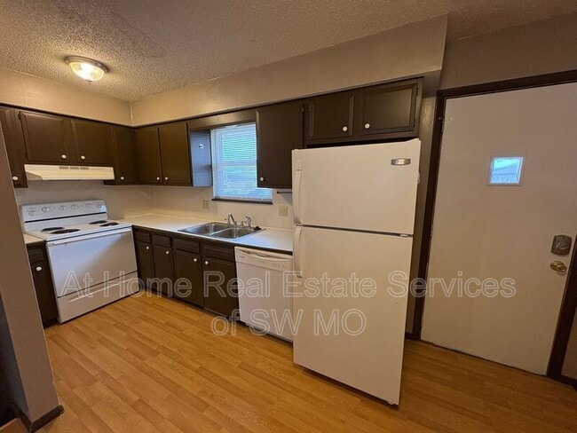 Photo - 1836 Tower Cir