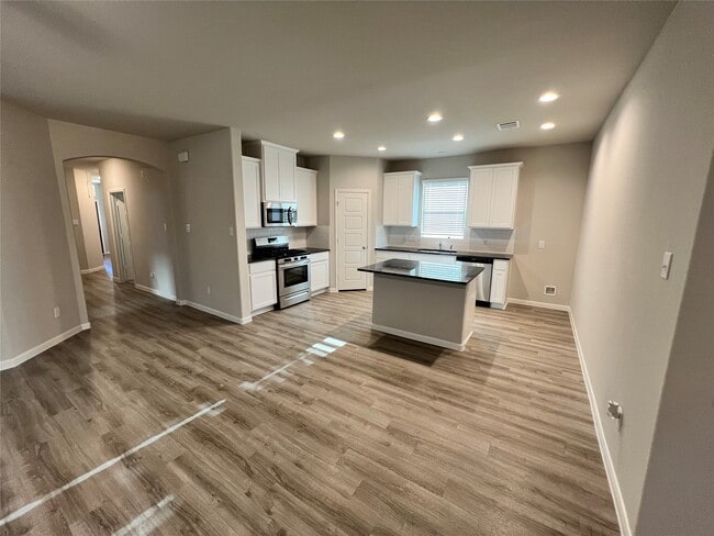 Photo - 17802 Pamukkale Pl