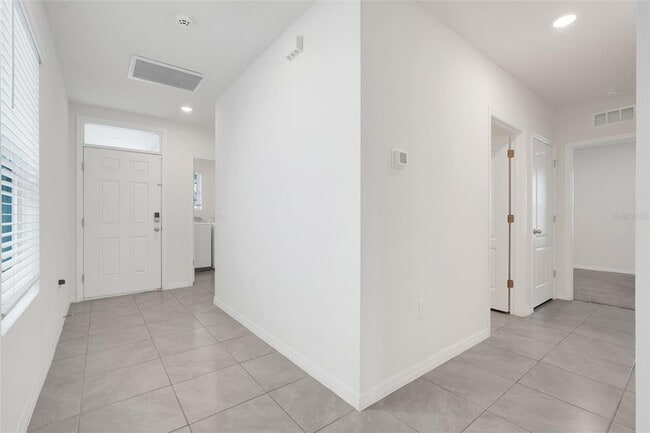 Photo - 3881 Brant Pl