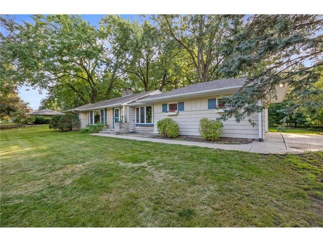 Photo - 3200 Chase Dr