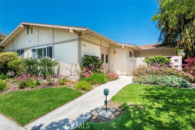 Photo - 703 Avenida Sevilla