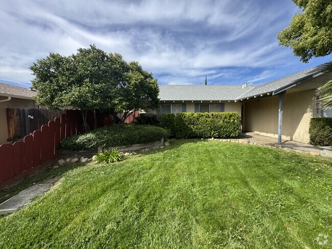 Building Photo - 2521 Casita Dr Rental
