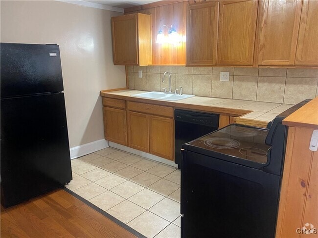 Building Photo - 2029 County Rte 1 Rental