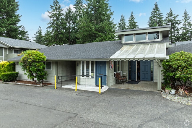 Oficina de arrendamiento - Sunset View Apartments - 55+ Community