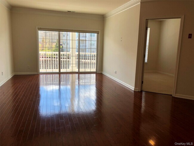 614 Saratoga Ln