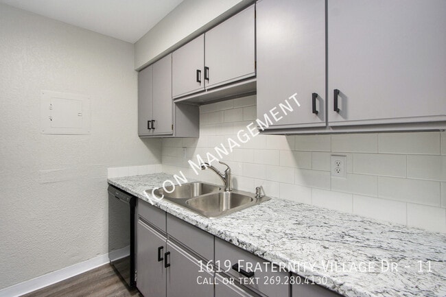 Photo - 1619 Fraternity Village Dr