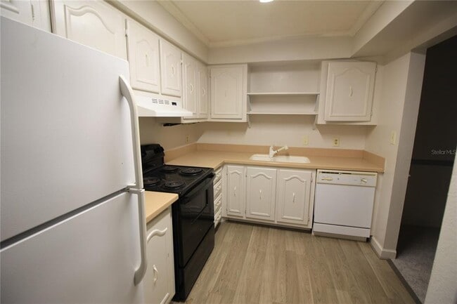 Photo - 540 Orange Dr Unidad 20