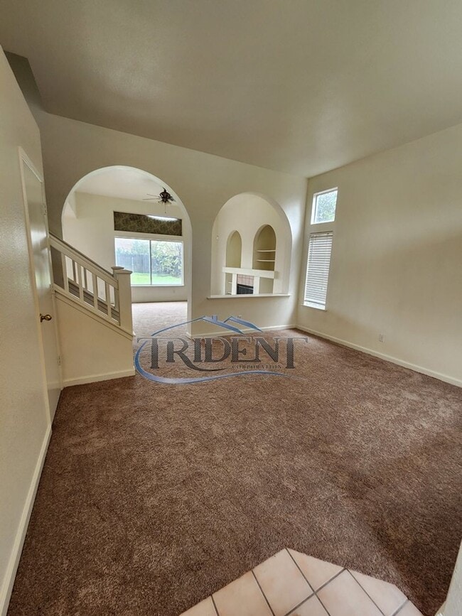 Photo - 3 bedroom, 2 ½ bath SOLAR home