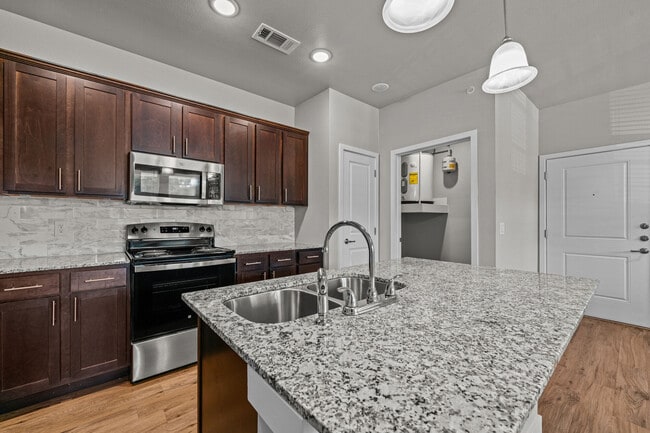Photo - Pebble Brook Apartments