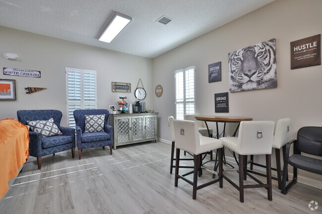 Leasing Center