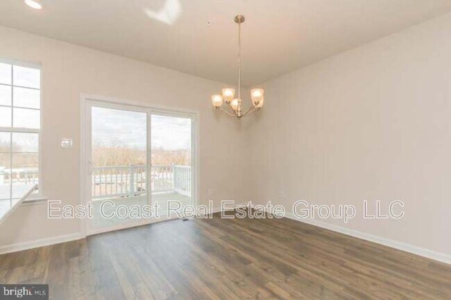 Photo - 5123 Ironsides Dr