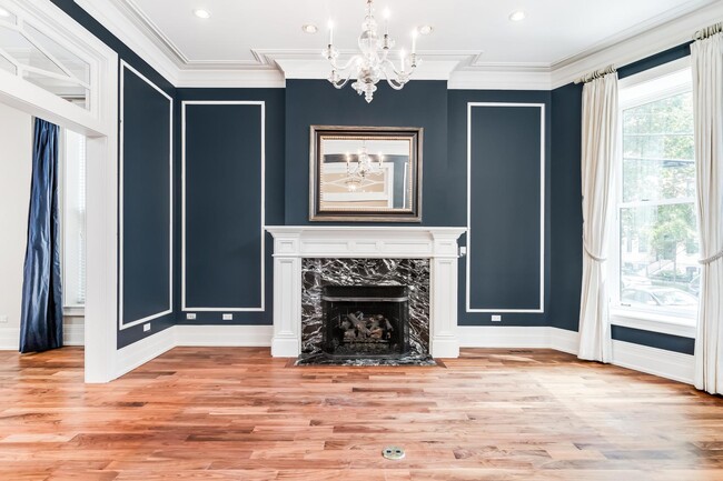 Photo - 118 W Chestnut St
