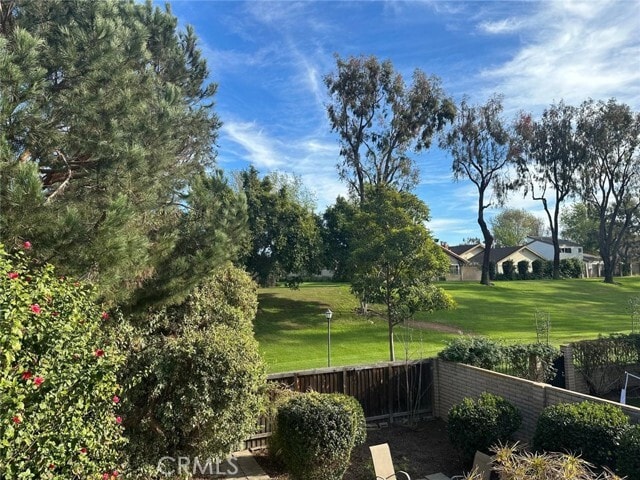 18 Rockrose Way