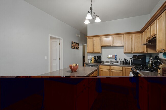 Photo - 3814 N Marshfield Ave Unit # 01