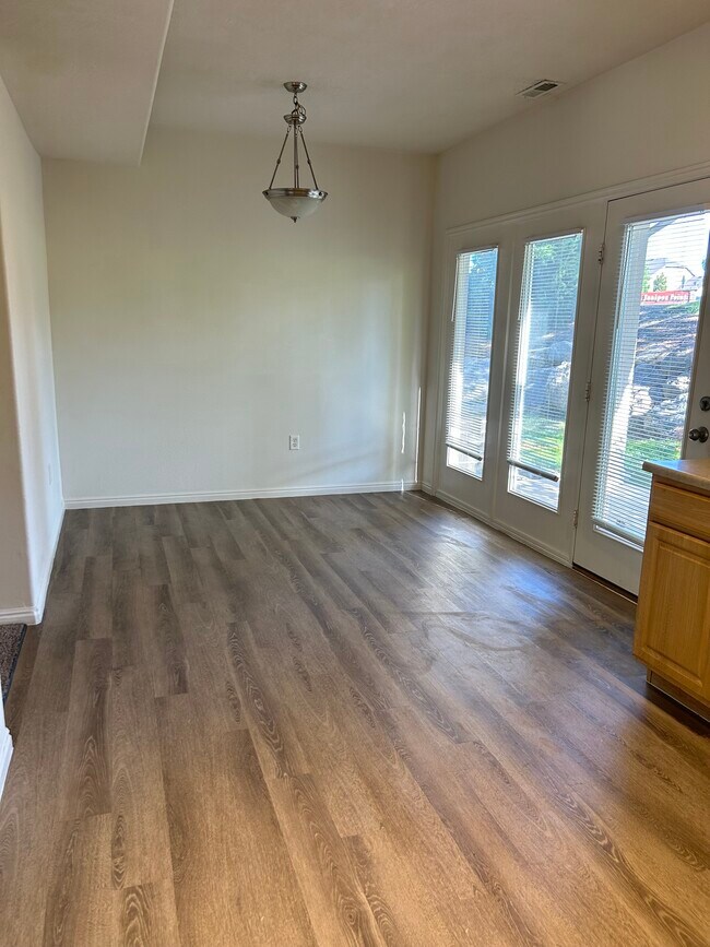 Photo - 14561 S Siltstone Rd