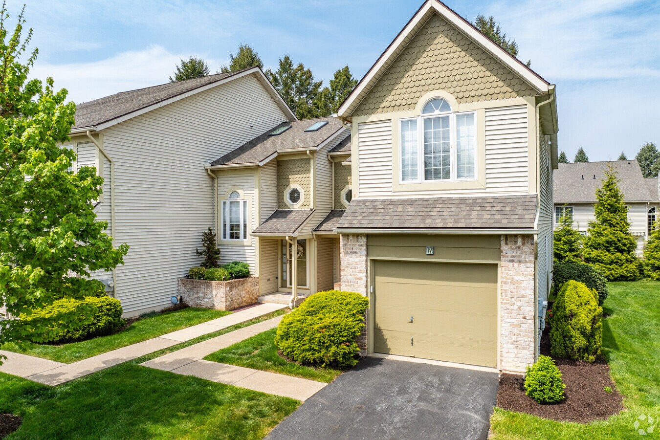 Photo - The Court Conominiums