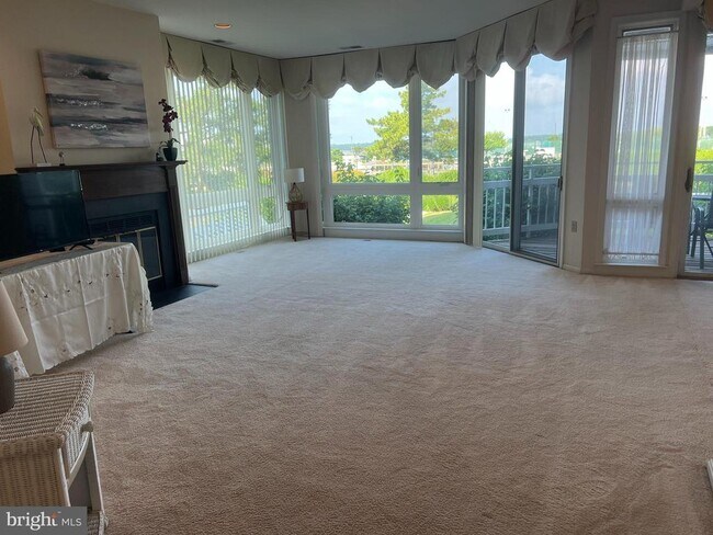 Photo - 110 Oyster Cove Dr Unidad 110