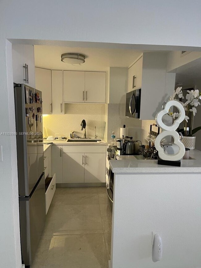 Photo - 505 NW 72nd Ave Unidad 312