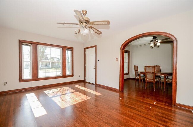 Photo - 4309 Coyle St