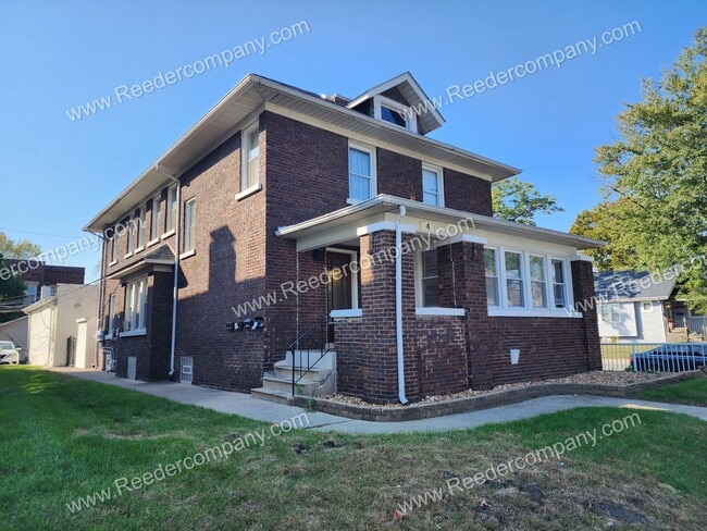 Building Photo - 4 Waltham St Unit 1F