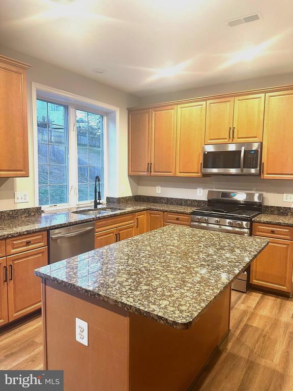 Photo - 7625 Movern Ln