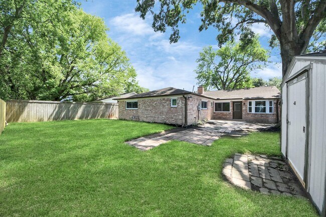 Photo - 10602 Raydell Dr