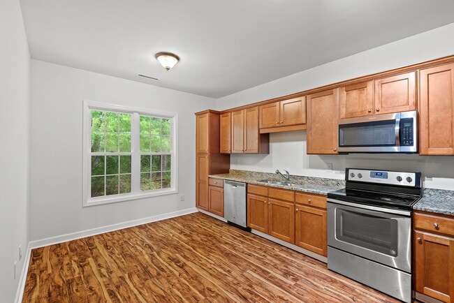 Photo - Gorgeous Townhome In Clayton!