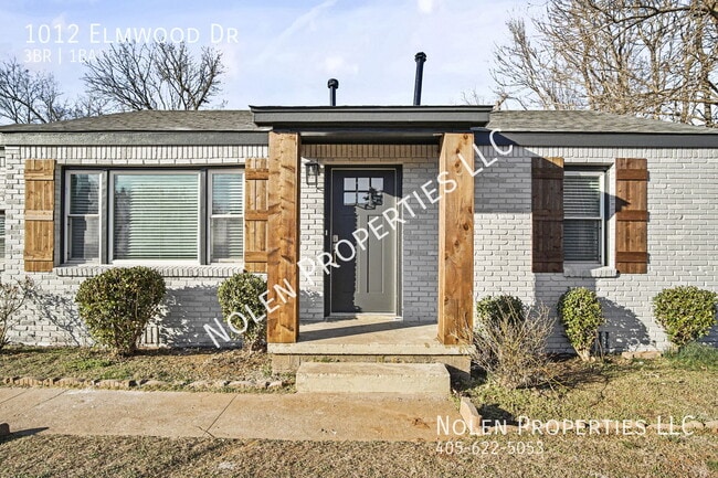 Photo - 1012 Elmwood Dr