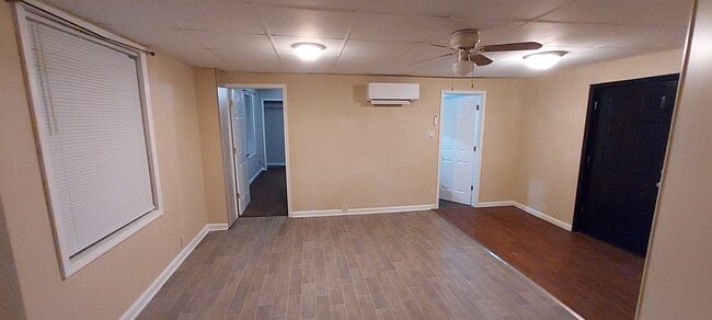 Photo - 901 Marquette St Unidad 4