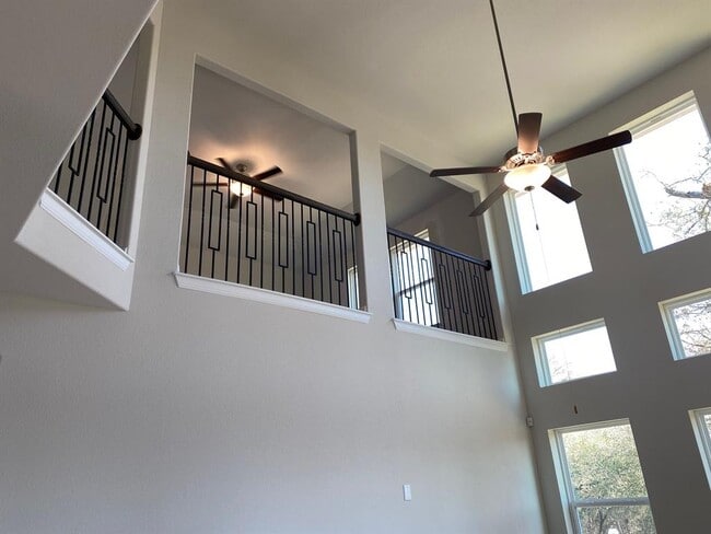 Photo - 370 Bright Star Ln