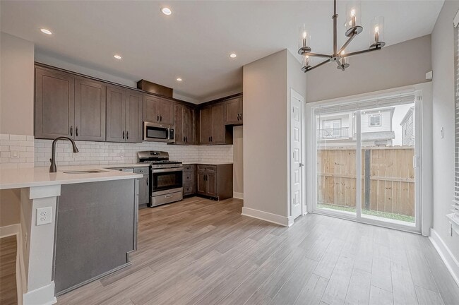 Photo - 16531 Oasis Mdw Ln