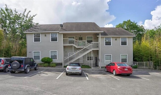 Photo - 427 Lindsey St