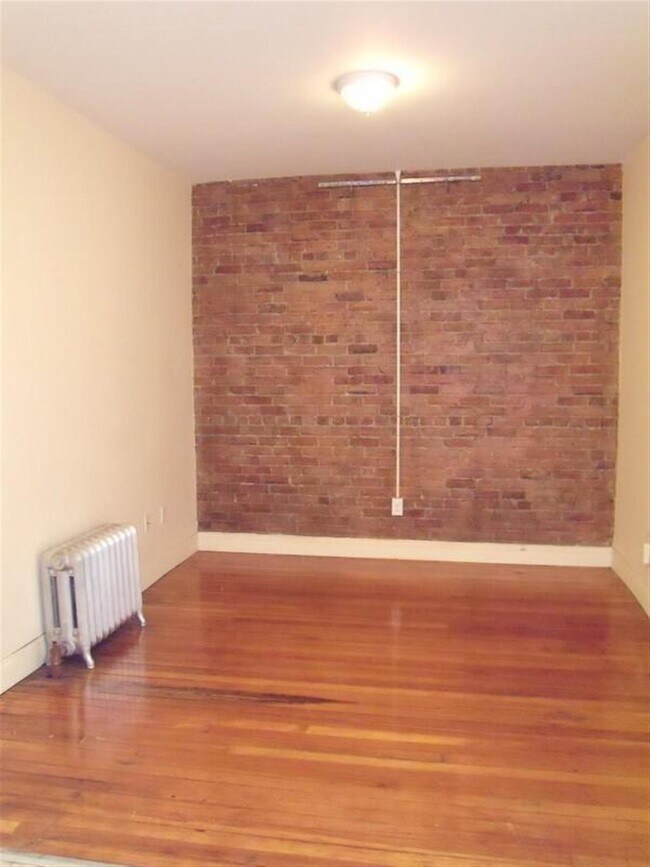 Photo - 217 Highland Ave Unit 2