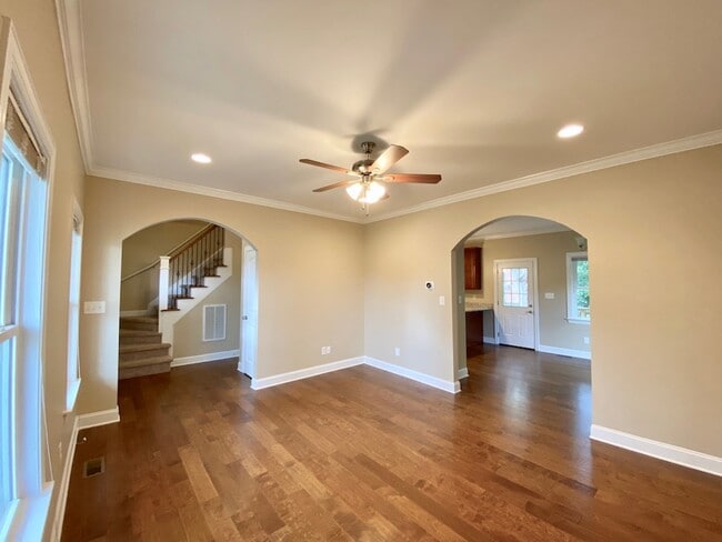 Photo - 2024 Jersey Ave