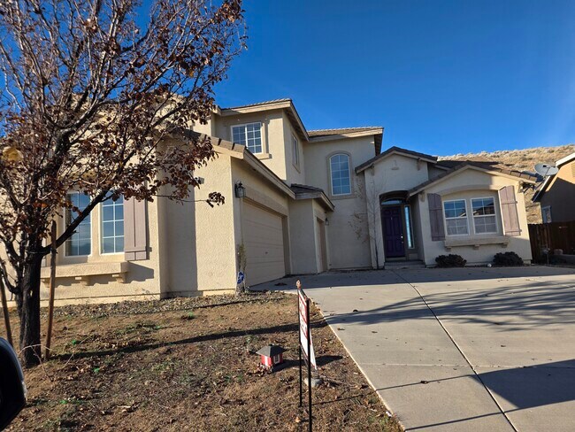 Building Photo - 7121 Crest Hill Dr