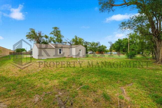 Photo - 6021 W Newell St