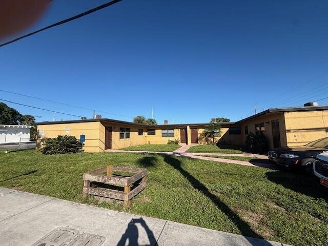 Photo - 2840 Avenue S A Ave