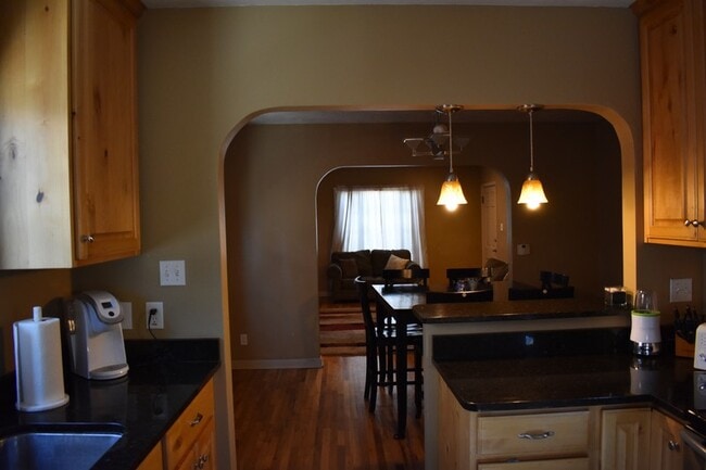 Building Photo - 453 S 1300 E