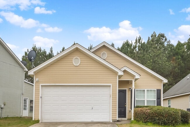 Building Photo - 430 Victoria Blvd