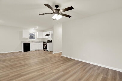 "4-Bed, 2-Bath Retreat in Memphis – Your Perfect Sanctuary Awaits!"