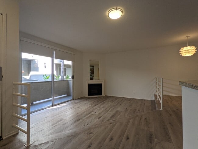 Photo - 14625 Dickens St Unit 108
