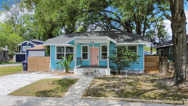 Photo - 308 E Hanna Ave House