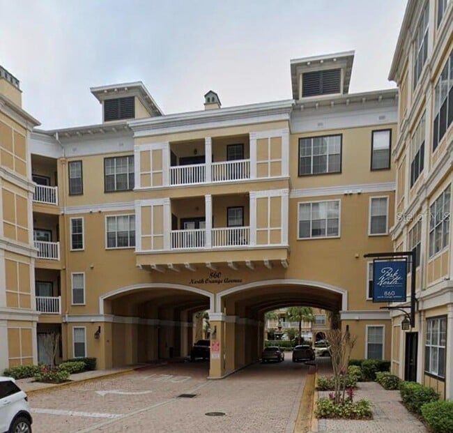 Building Photo - 860 N Orange Ave Unit 430