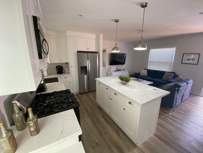 Photo - 4457 S Centinela Ave Unidad 4457