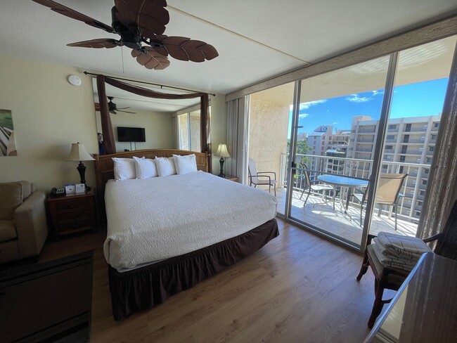 Building Photo - Royal Kahana Studio Apartment Unit 1018