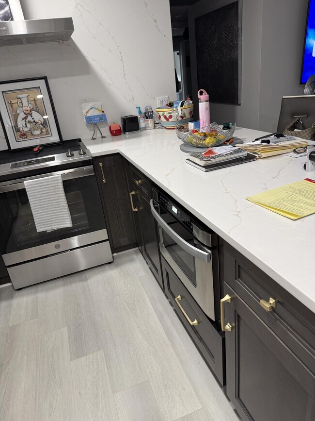 Photo - 1066 Ainslie Dr Unit 1066