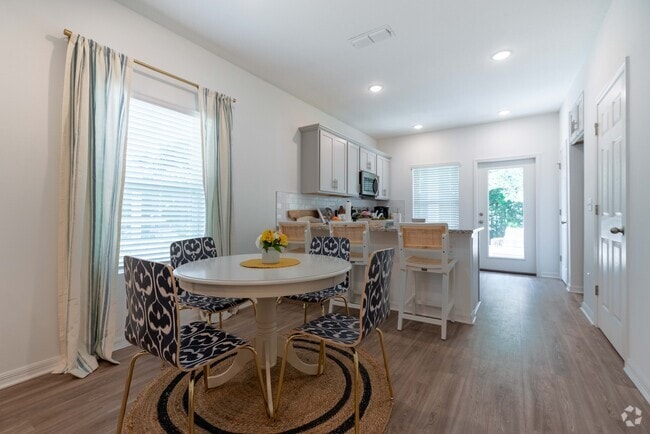 2BR , 2,5BA - 1.238SF - Beacon Point Townes