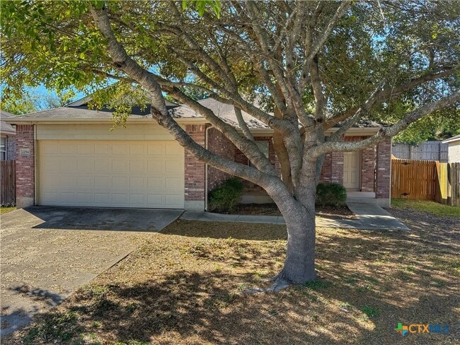 Photo - 2254 Hidden Meadow Casa